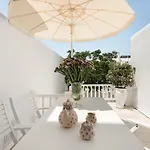 Exceptional House In The Heart Of Mykonos